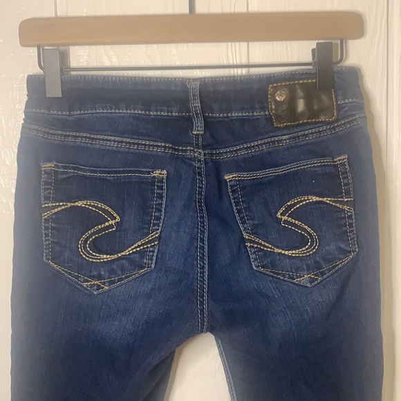 Silver Jeans - Picture 5 of 10